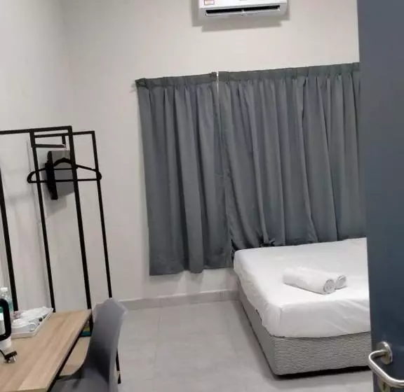 ホテル Mutiara Kuala Krai