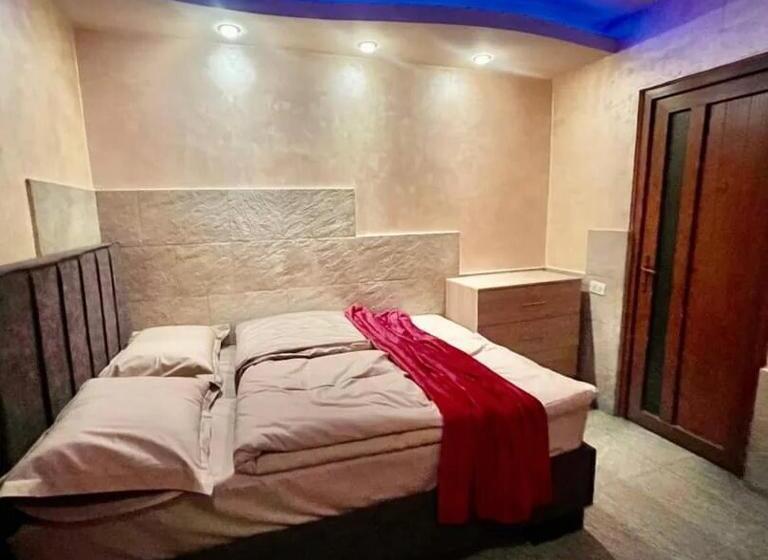 Best Hotels And Apartments