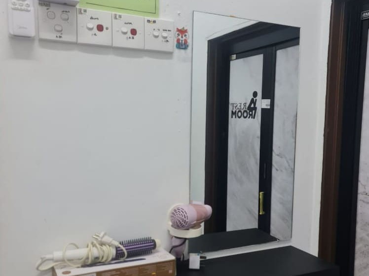 호텔 Oyo 90866 Rakyat Inn