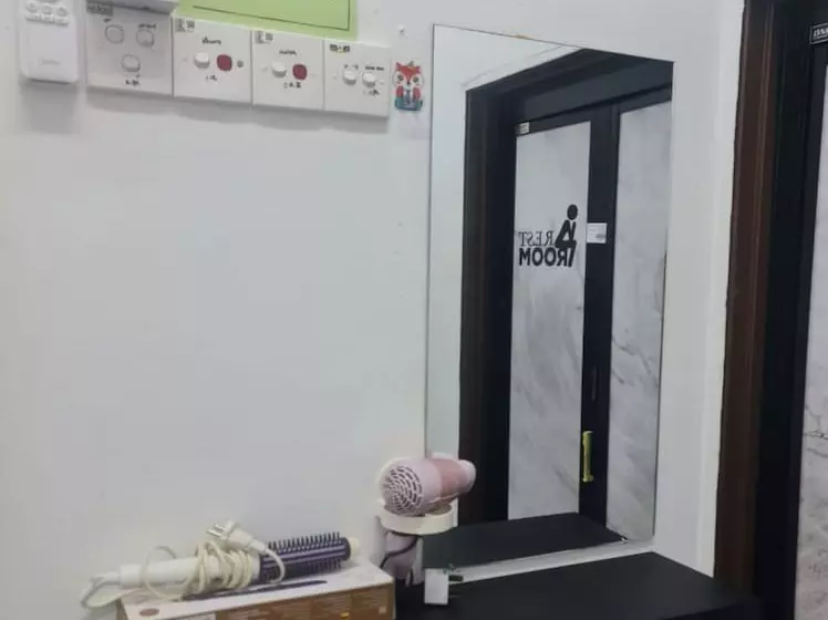 Hotelli Oyo 90866 Rakyat Inn