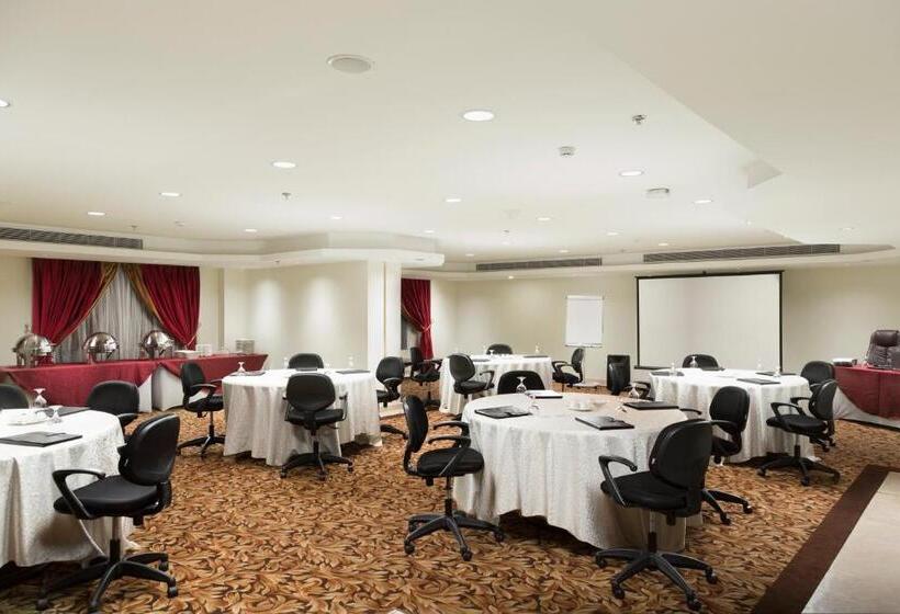 Hotel Razana Al Rawadha