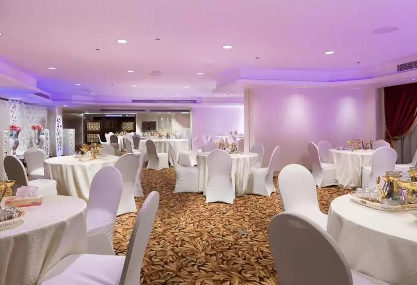 Hotelli Razana Al Rawadha