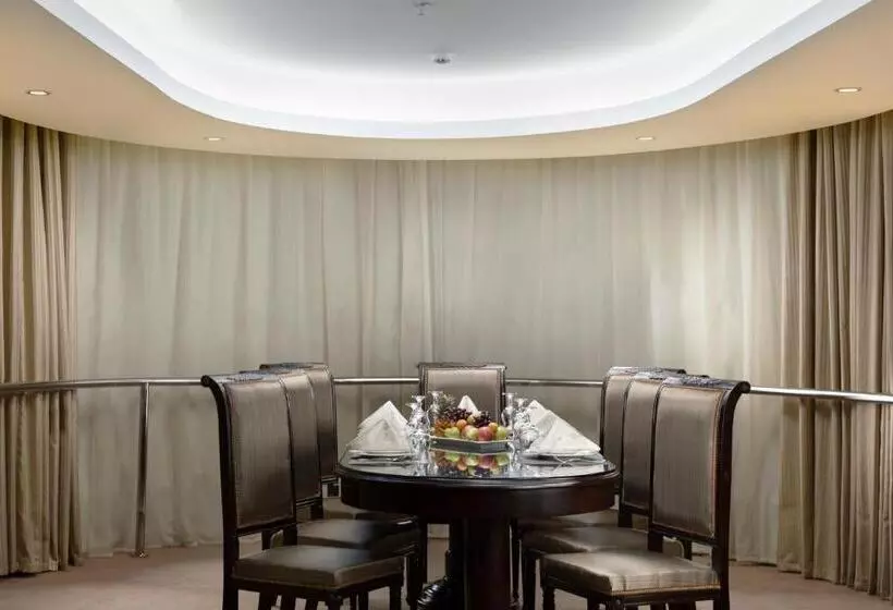 Hotelli Razana Al Rawadha