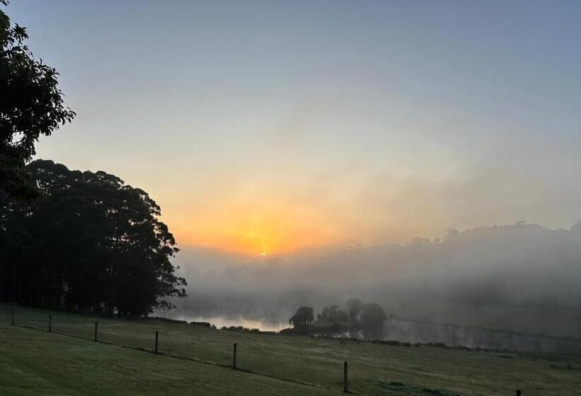 Hotelli Springwood Cottage