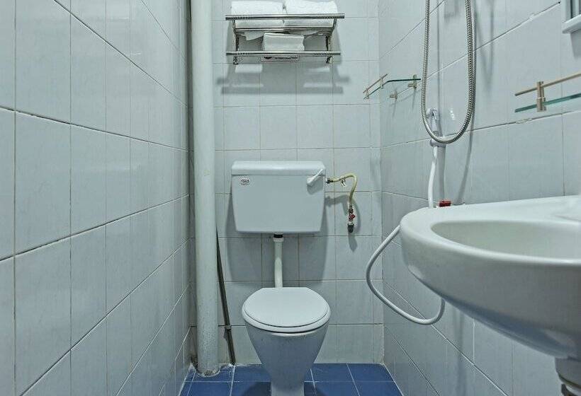 Hotel Capital O 516 Grand Ct