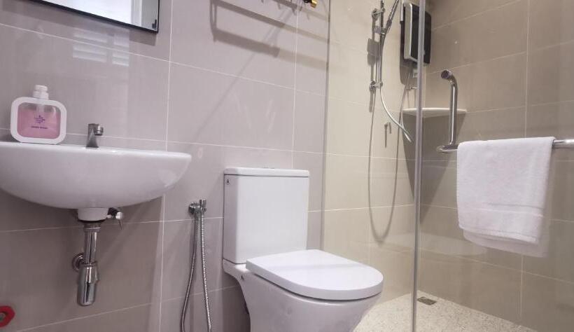 هتل Treasure Hunter At Heritage Georgetown