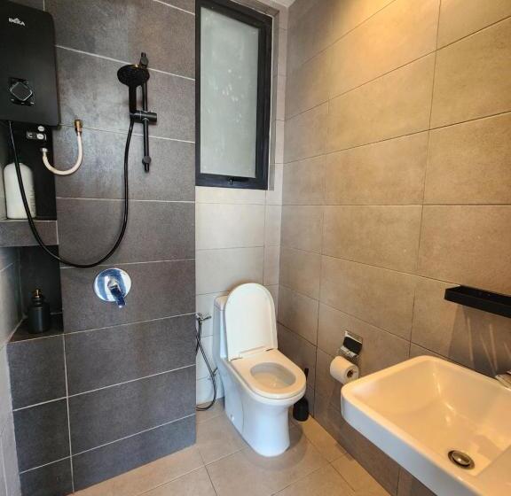 酒店 Urban Suite George Town