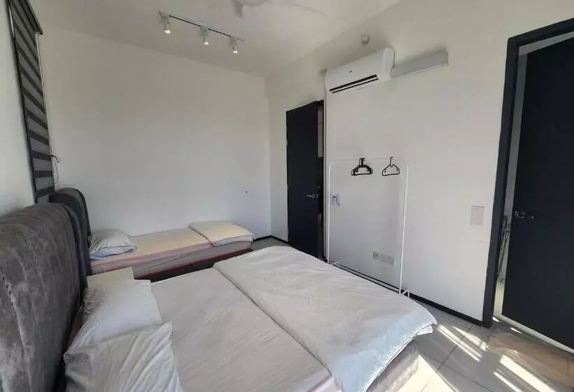 ホテル Urban Suite George Town