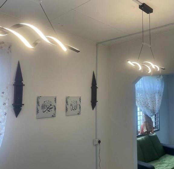 Majatalo 4r4b With Pool   D Klate Artstay   Inap Seni Klate