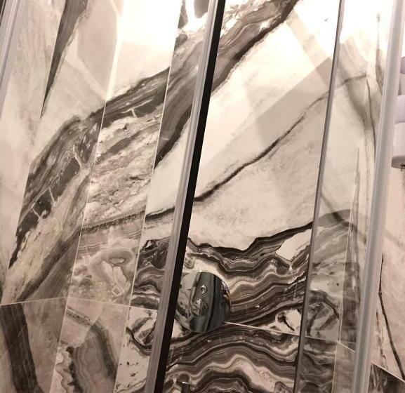 膳宿费 Tom Luxury Home