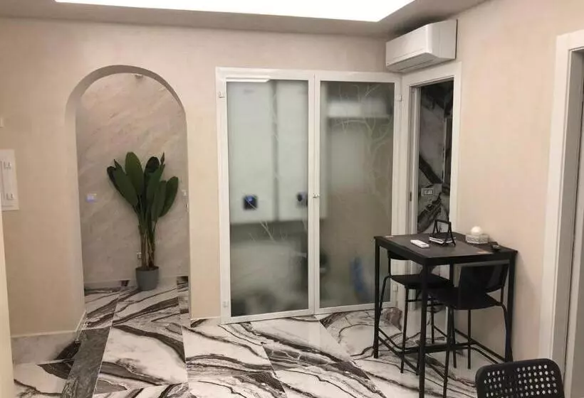 ペンション Tom Luxury Home