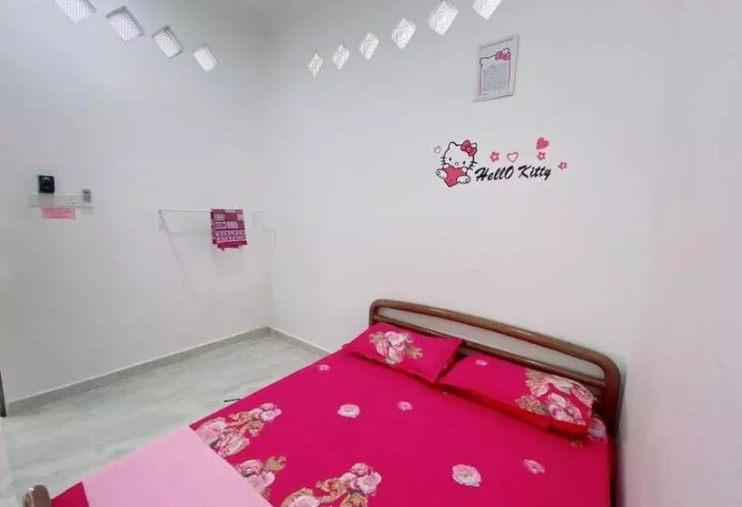 Majatalo Roomstay Hellokitty House