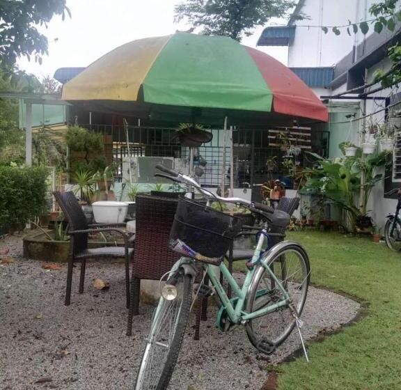 Pensão Lung Tok Entreprise 茶馆民宿