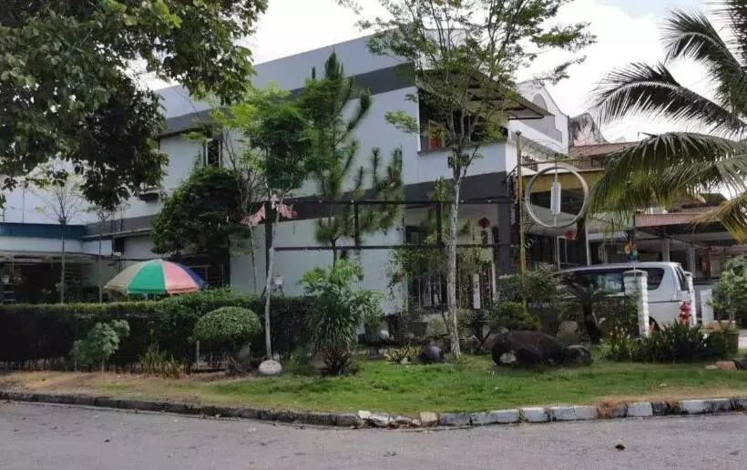 ペンション Lung Tok Entreprise 茶馆民宿