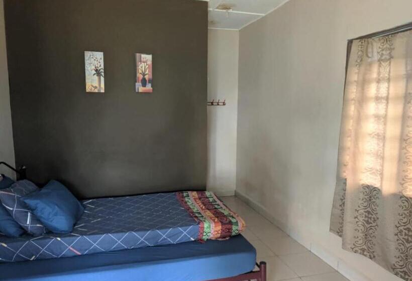 بنسيون Mersing Chalet Teluk Sisek