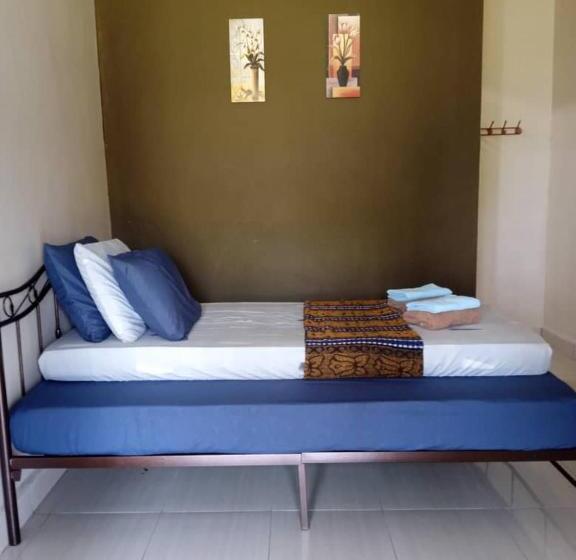 بنسيون Mersing Chalet Teluk Sisek