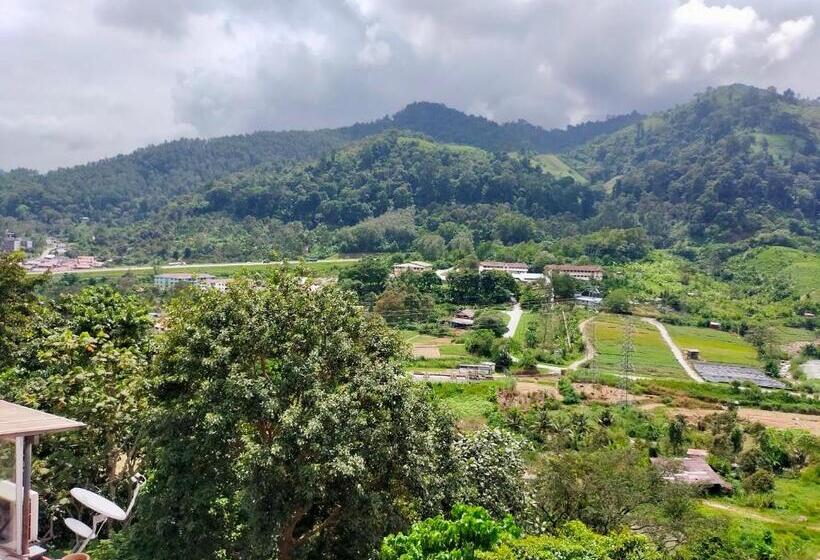 Pensão R2l5y Room 1 With Balcony And Bathroom