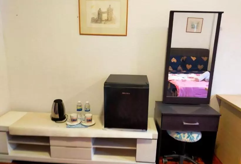 Majatalo R2l5y Room 1 With Balcony And Bathroom