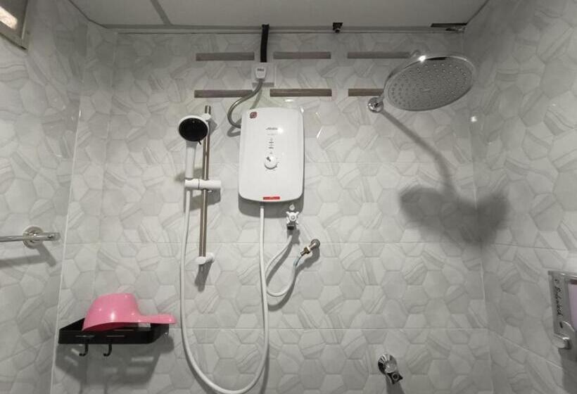 بنسيون Roomstay Nimaza Bilik 1