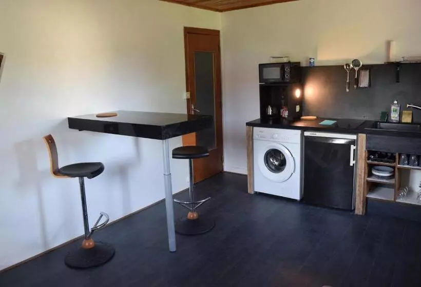 Majatalo Studio à La Campagne Proche Du Lac