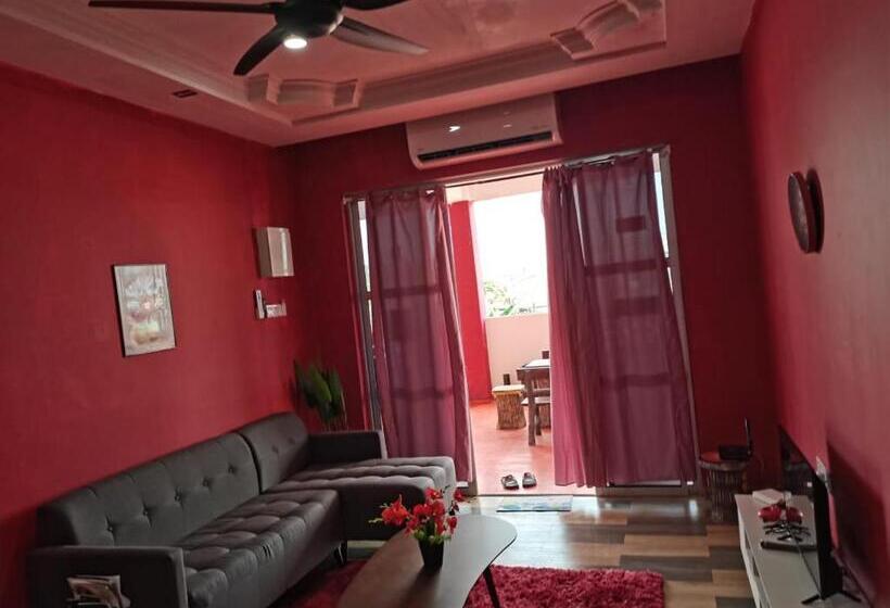 פנסיון Villa Hajah Rugayah