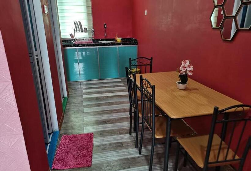 פנסיון Villa Hajah Rugayah