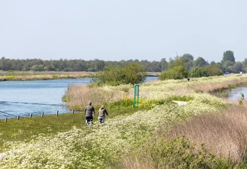 リゾートホテル Summio Vakantiepark It Wiid