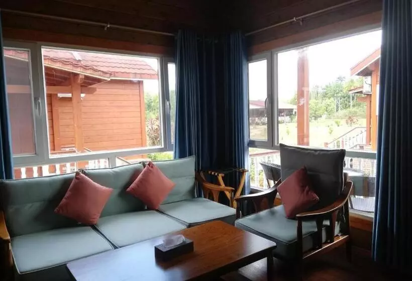 Swift Garden Resort