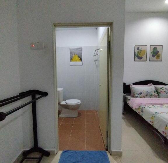 הוסטל Dahliya Roomstay Langkawi