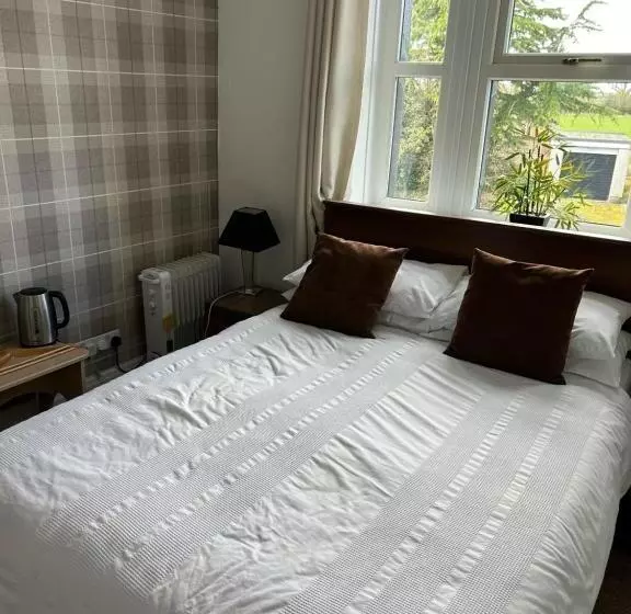 ユースホステル Rooms At The Bush