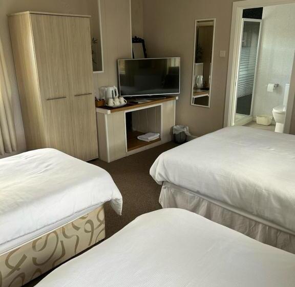 הוסטל Rooms At The Bush