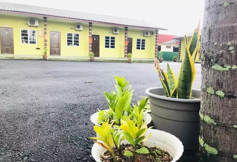 Hotelli Chalet Sri Damai