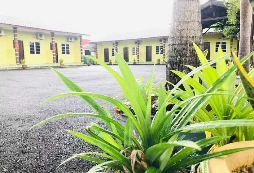 Hotelli Chalet Sri Damai