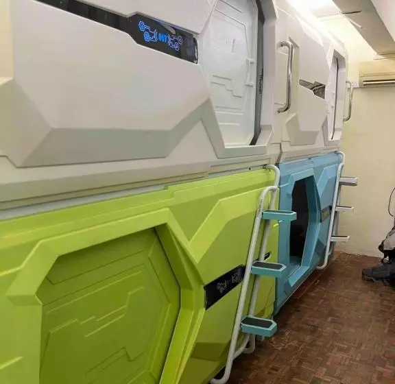 Kapselihotelli Pelangi Capsule Hostel