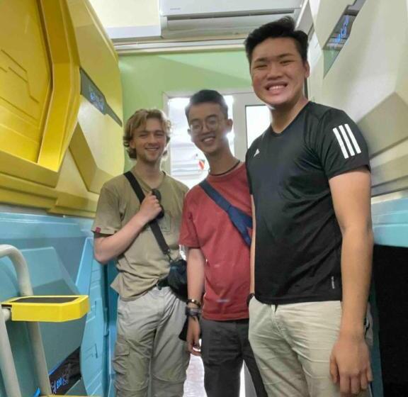 캡슐 호텔 Pelangi Capsule Hostel