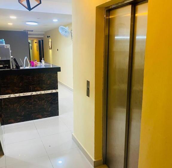 هتل Ras International