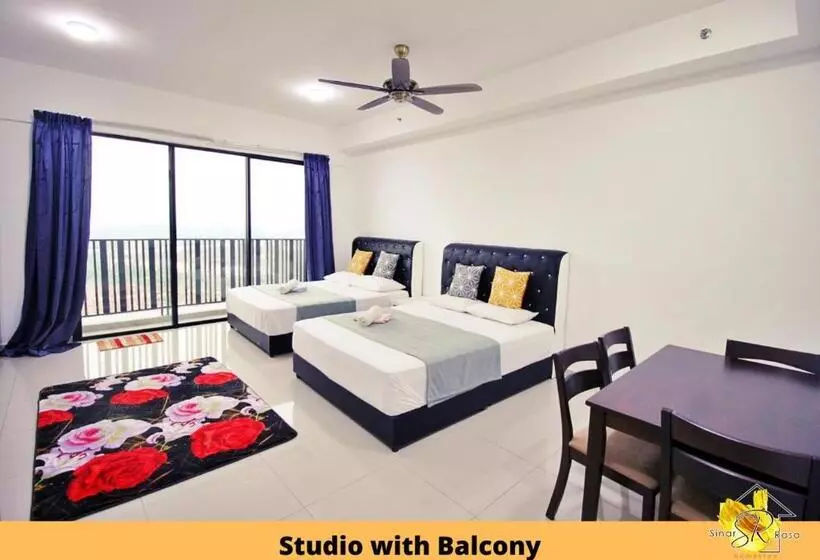 هتل Sinar Rasa Homestay At I Soho, I City