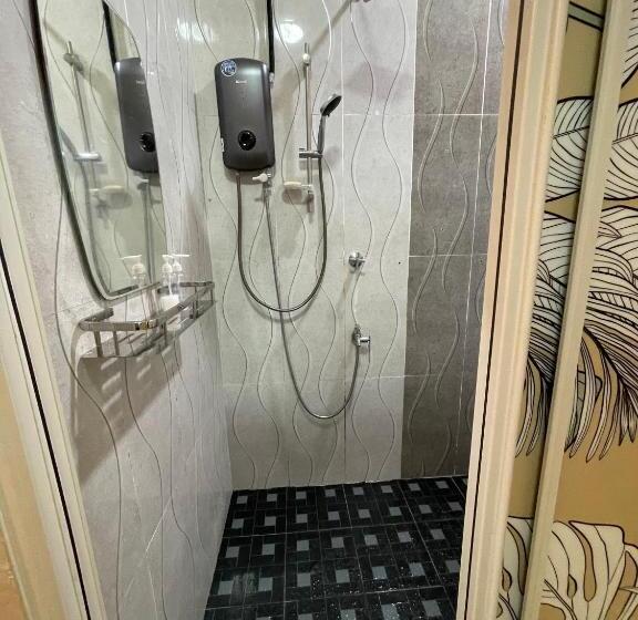 酒店 The Raga Chalet