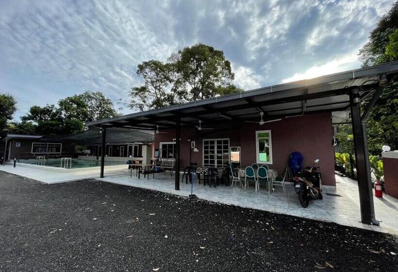 酒店 The Raga Chalet