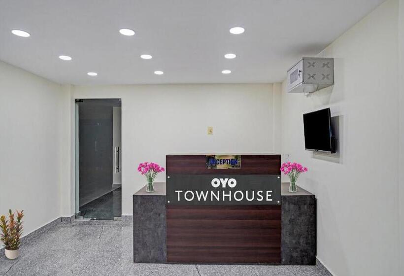 ホテル Townhouse Anvi Inn