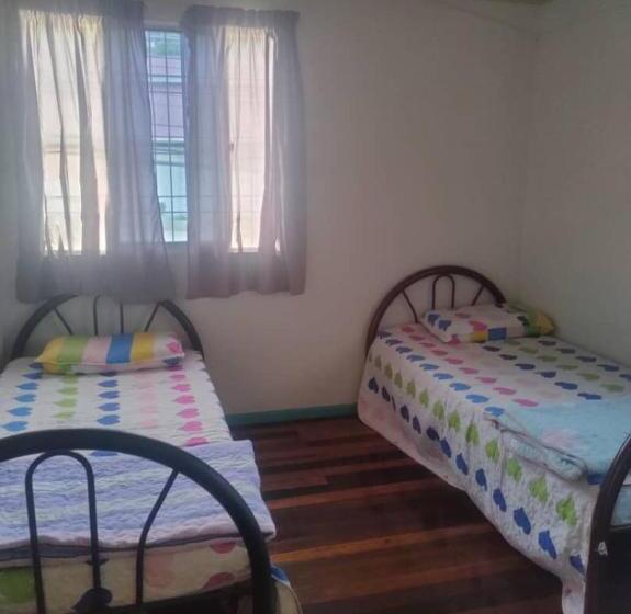 Mak Homstay Upstairs