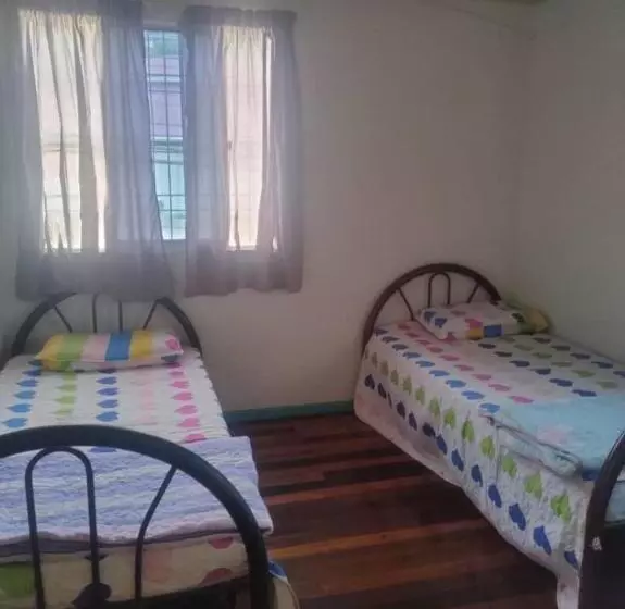 Mak Homstay Upstairs