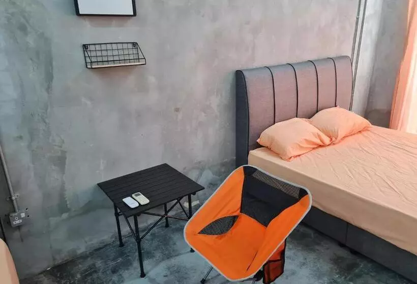 Majatalo Lot 85 Seremban Town New Cozy Homestay Lobak