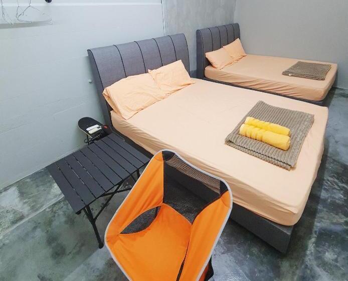 Pensão Lot 85 Seremban Town New Cozy Homestay Lobak