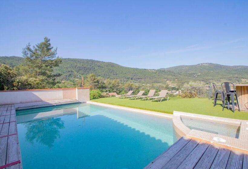 ペンション Romantique Cabane Perchée Avec Spa Vue Panoramique Le Mas Des Faraches Avec Sa Table D Hôte