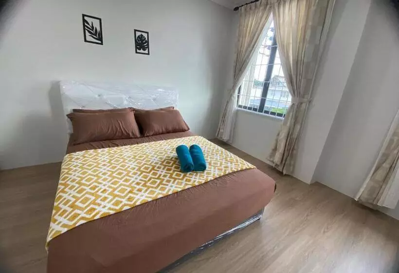 ペンション Mawar Homestay Kuching