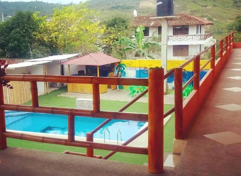 פנסיון Tres Stella Puerto Lopez