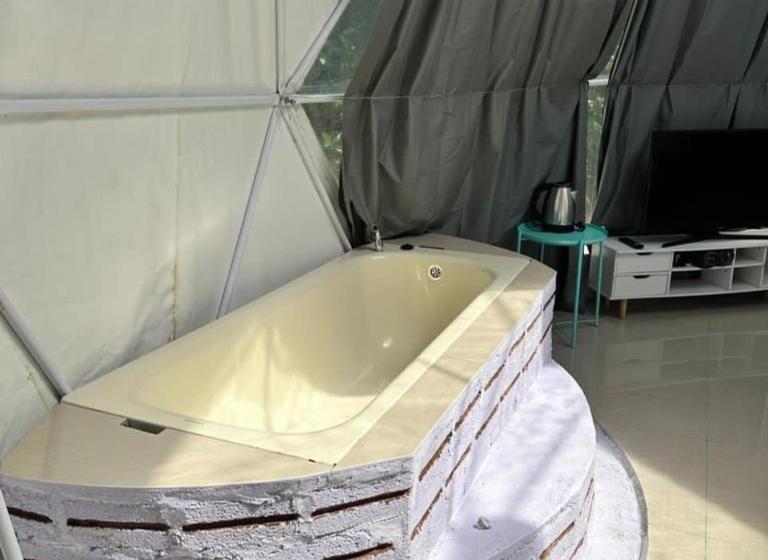 Resort Qowiy Village Langat