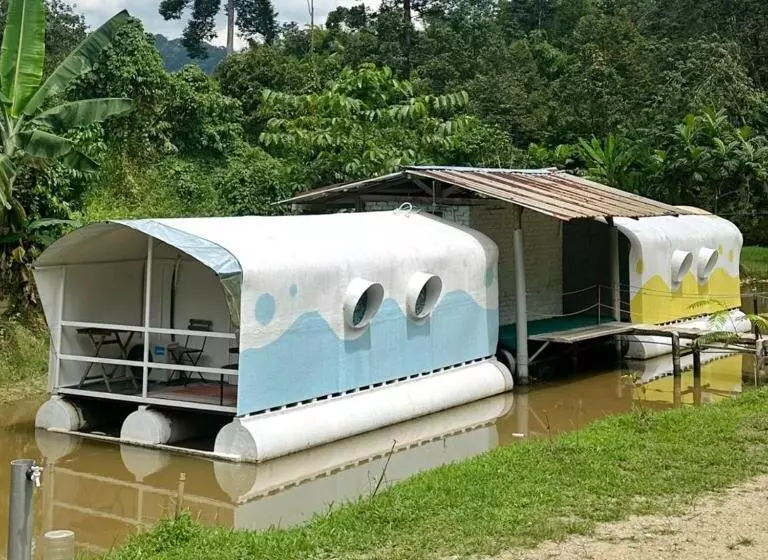 Lomakeskus Qowiy Village Langat