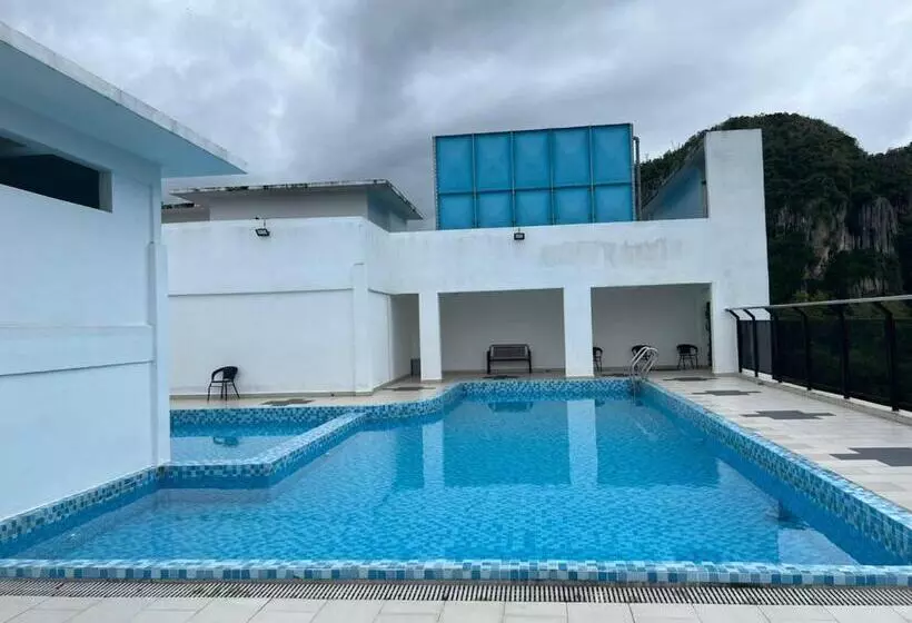 Samsara Studio Apartment With Pool